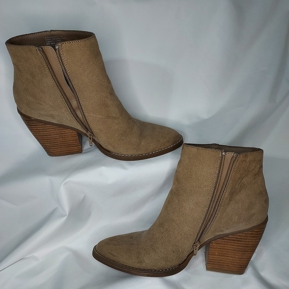 Madden Girl ankle boots Klicck Klick suede taupe tan block heel pointed toe 10 - Picture 5 of 9